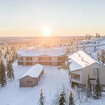 Aurora B4 Ski-in Ski-out, Mountain View By Aavalevi Levi